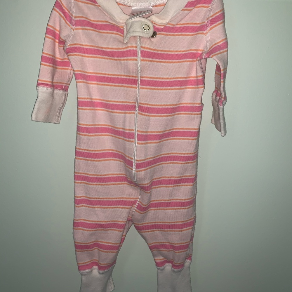 Hanna Anderson zipper sleeper size 0-6 months